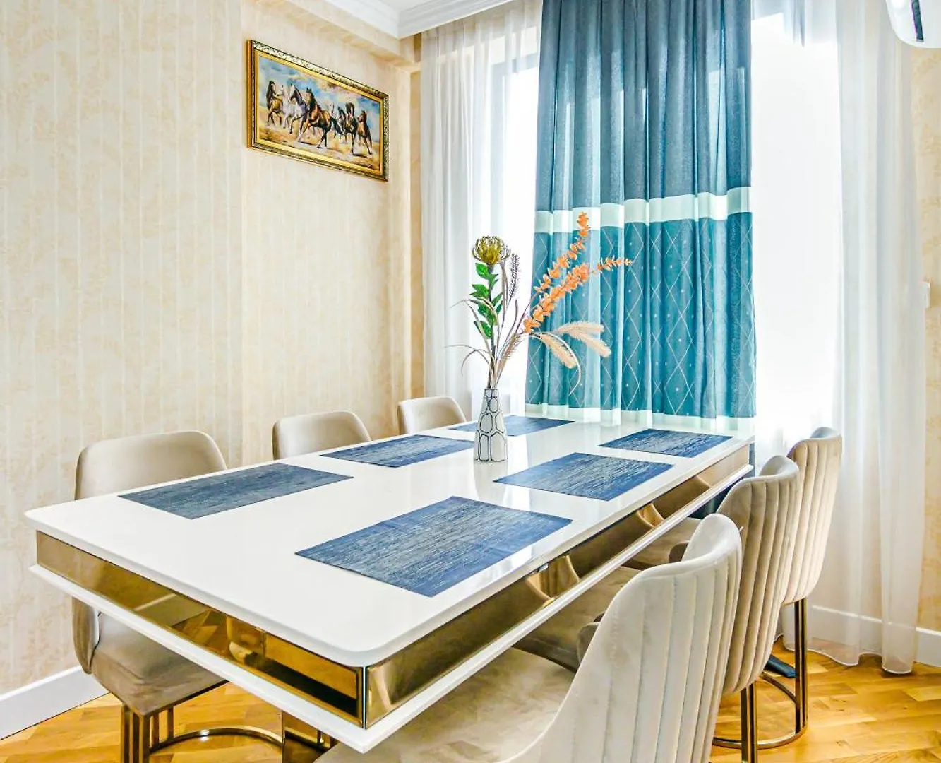 Modern Life Holiday Apartment By Bea Paradise Baku Azerbaijan